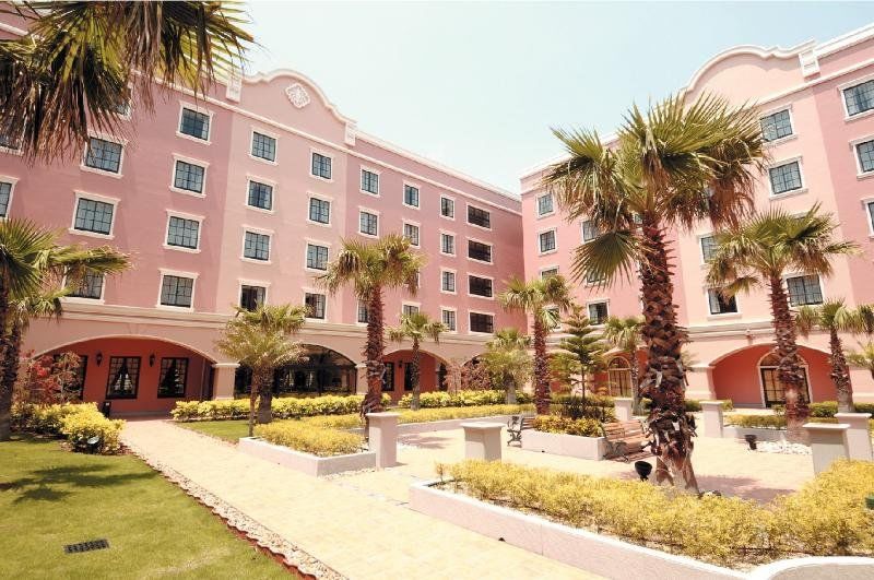 Tokyo Disney Celebration Hotel Urayasu Bagian luar foto