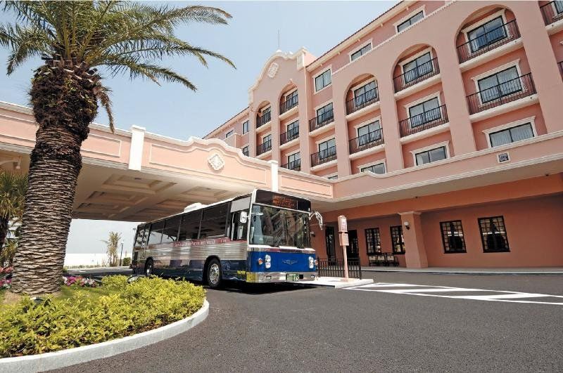 Tokyo Disney Celebration Hotel Urayasu Bagian luar foto