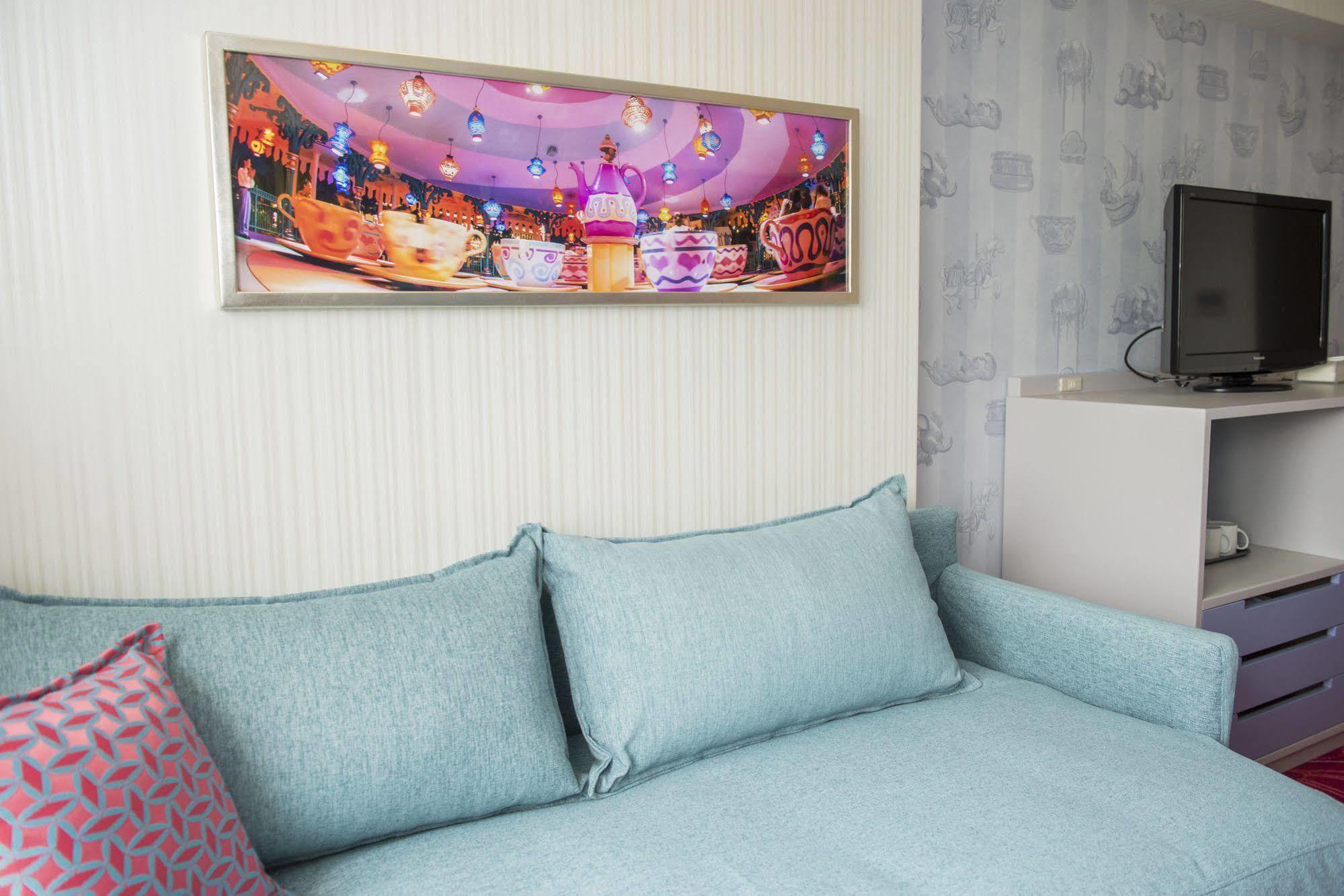 Tokyo Disney Celebration Hotel Urayasu Bagian luar foto