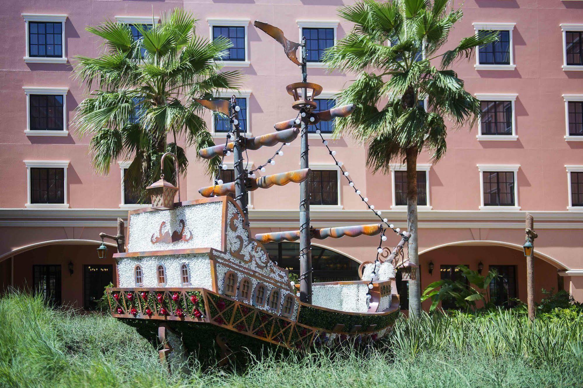 Tokyo Disney Celebration Hotel Urayasu Bagian luar foto